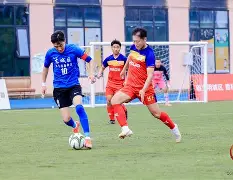 乐动体育-中超联赛各队激烈竞争，实力对比引人关注(中超联赛分组情况)